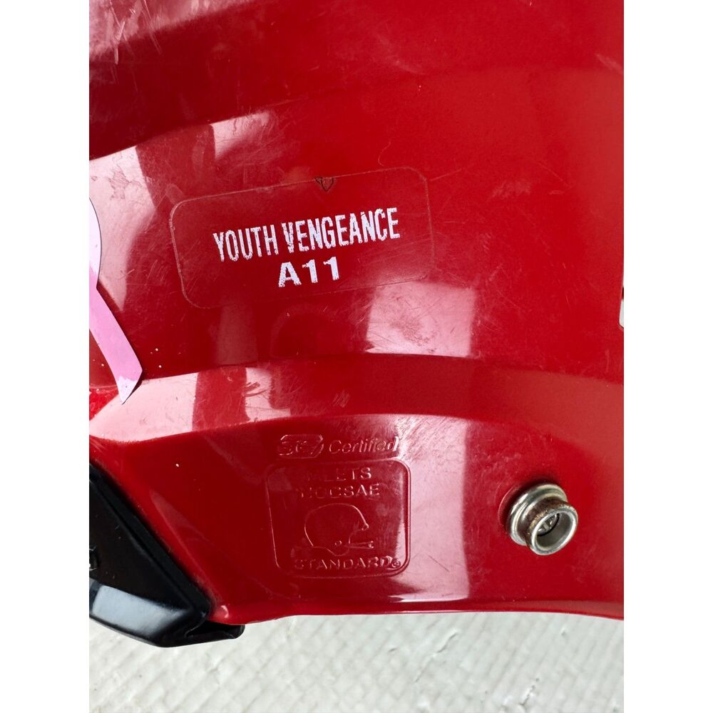 Schutt Vengeance A11, White & Red Football Helmet Texans Youth XX Small - Picture 7 of 7